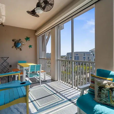 Penthouse Retreat! Coastal Condo 1 Mile To Ami & Beaches!
